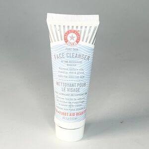 First Aid Beauty Pure Skin Face Wash Cleanser Travel 1 oz 28.3g New